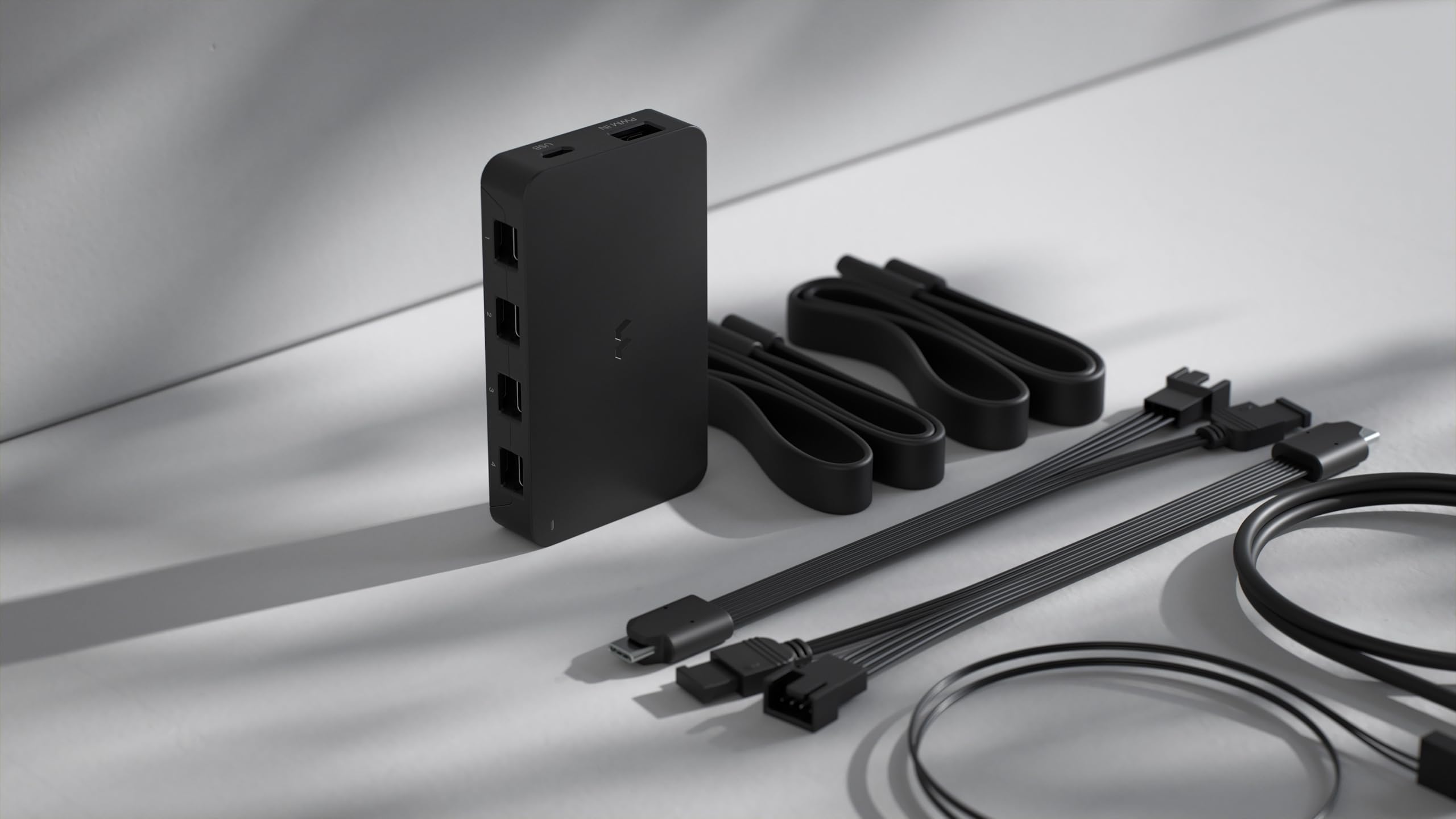 fractal-design-adjust-pro-hub-argb-gen-2-pwm-l-fter-controller image 5