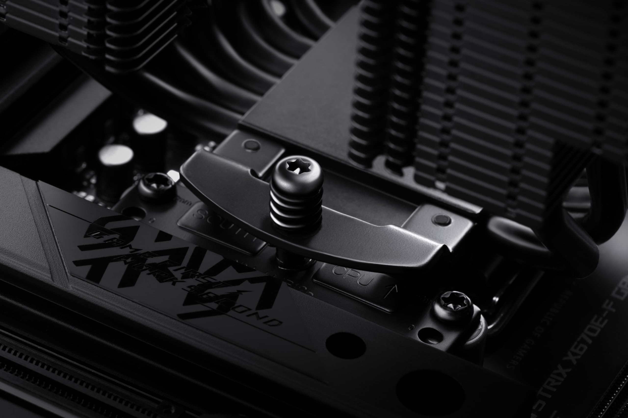 noctua-nm-m1-mp8-3chromax-black-multi-sockel-montageset-f-r-cpu-k-hler image 3
