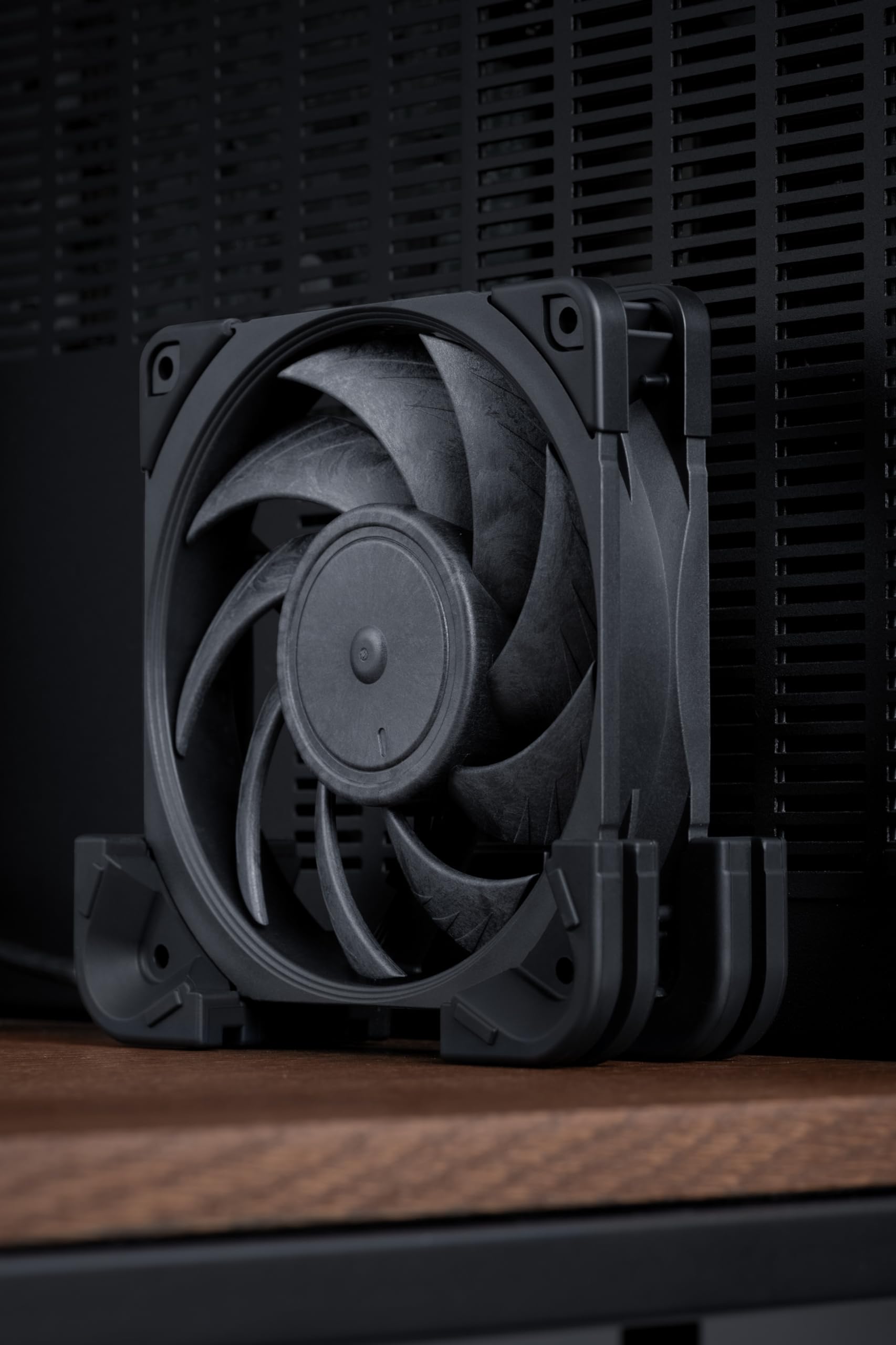 noctua-nv-mpp1-black-sx4-mehrzweck-pads-f-r-120-140mm-l-fter-4-st-ck-anti-vibrat image 5