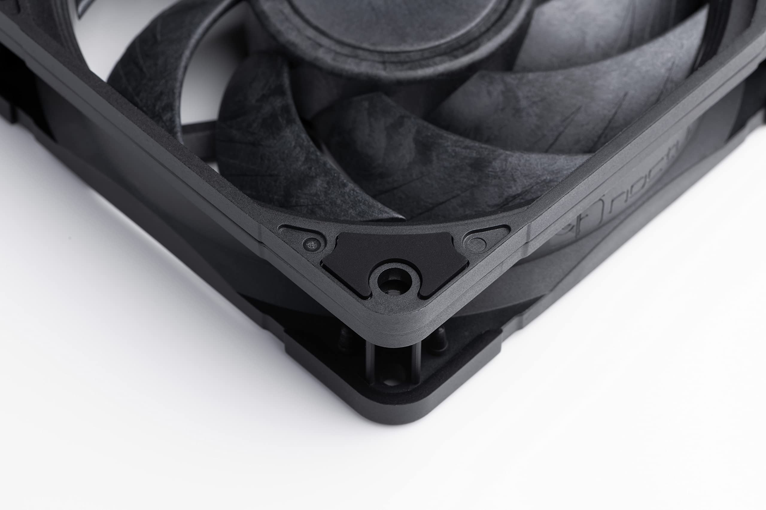 noctua-na-is1-12-chromax-black-sx2-abstandhalter-f-r-120mm-l-fter-2er-pack image 4