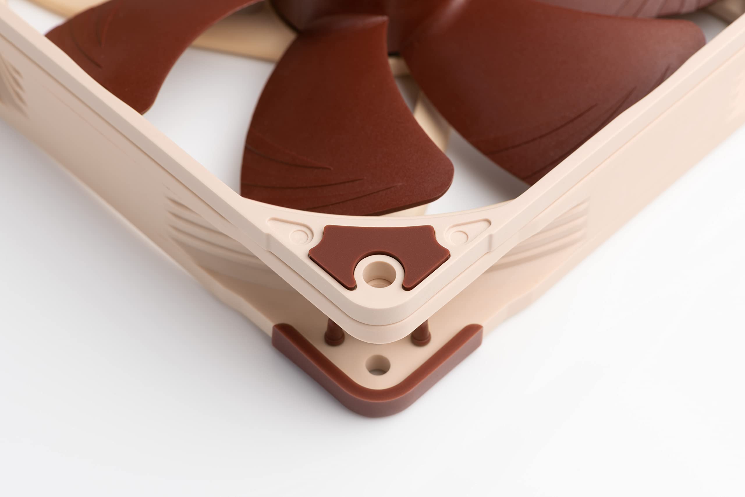 noctua-na-is1-14-sx2-abstandhalter-f-r-140mm-l-fter-2er-pack image 4