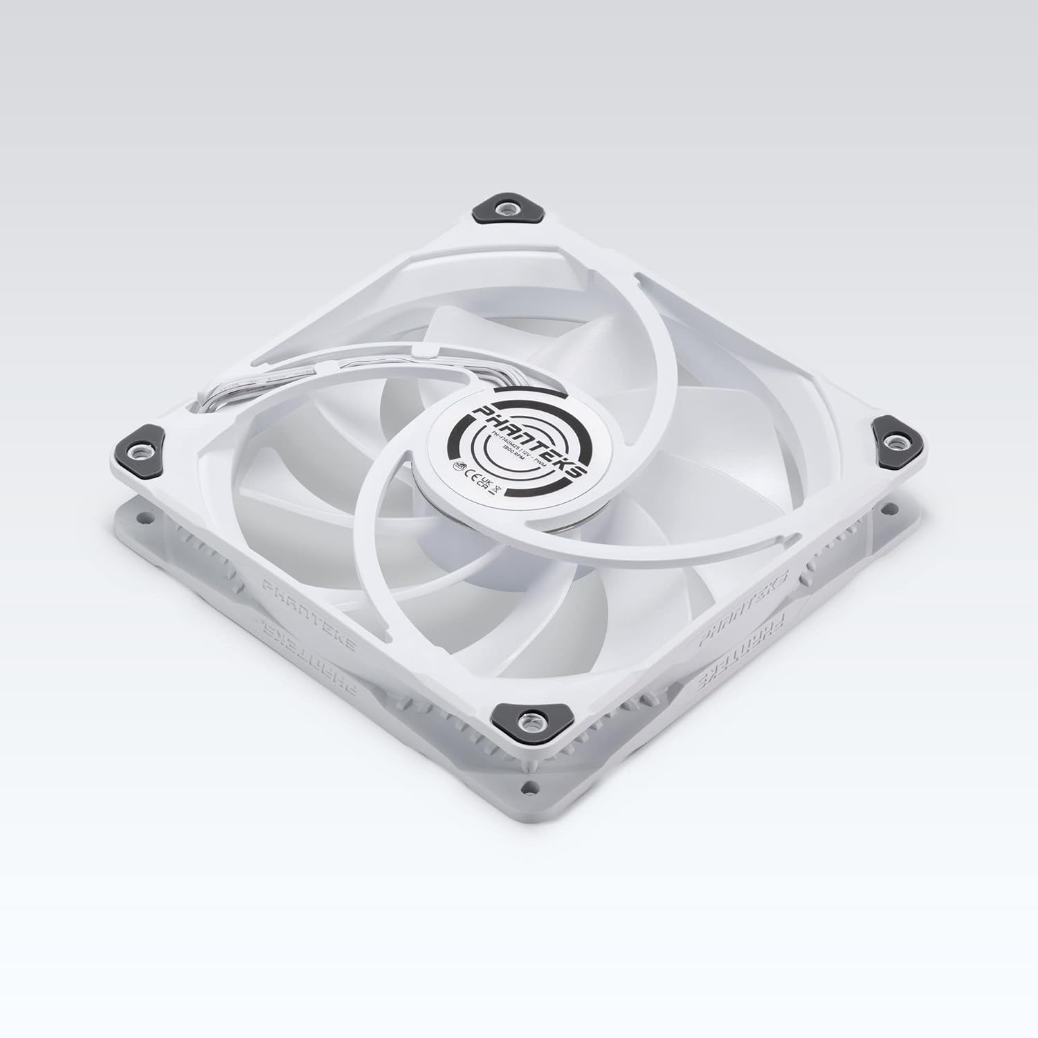 phanteks-m25-140-pwm-d-rgb-wei-140mm-geh-usel-fter-mit-digitaler-rgb-beleuchtung image 5