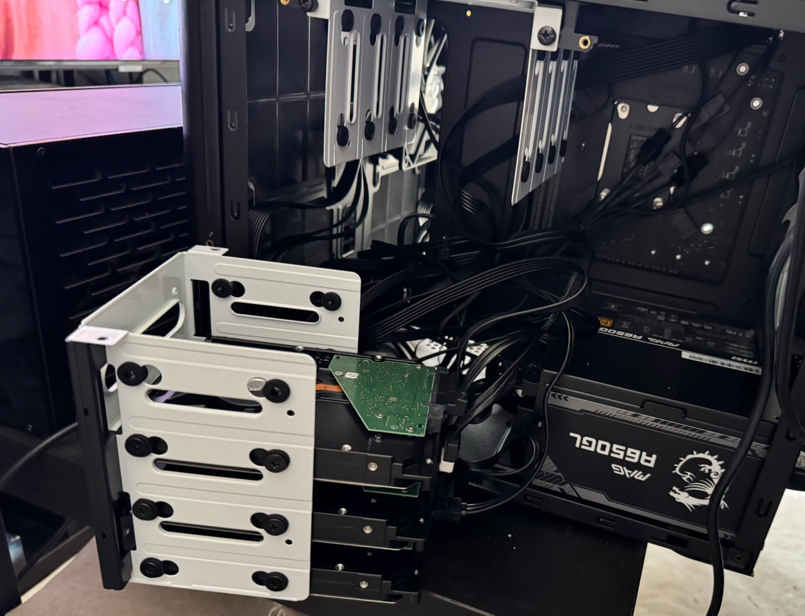 Tolles Micro-ATX Gehäuse