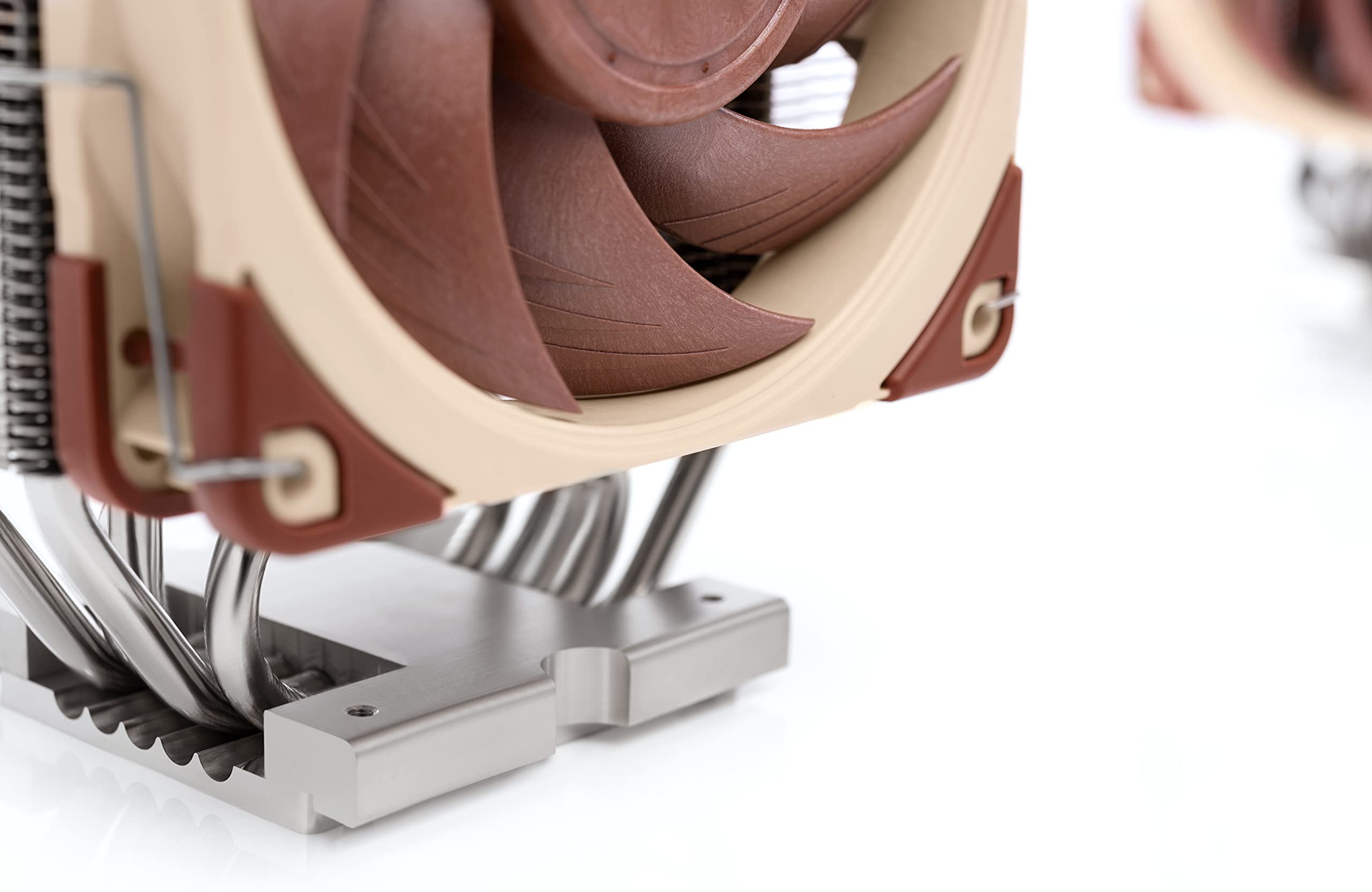 noctua-nh-u12s-dx-4677-leiser-high-end-tower-cpu-k-hler-f-r-intel-xeon-scalable- image 6